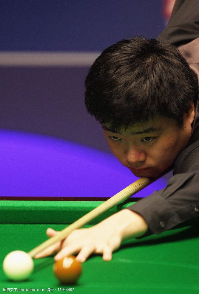 为戴维斯创 为戴维斯创