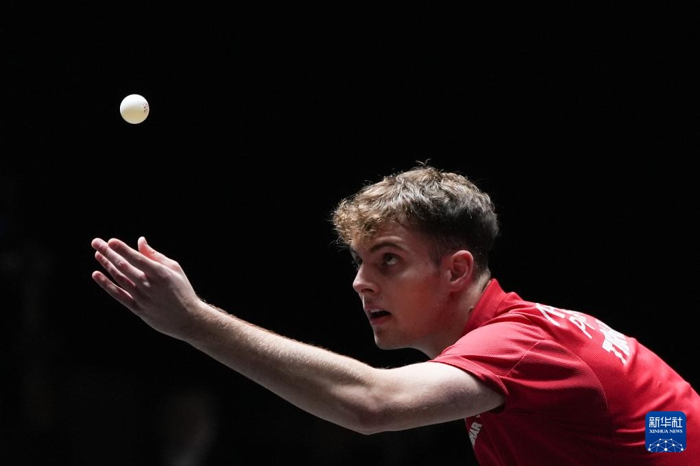 过智能手机 过智能手机